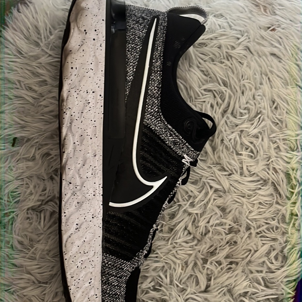 Mens nike running shoes - Picture 2 of 5